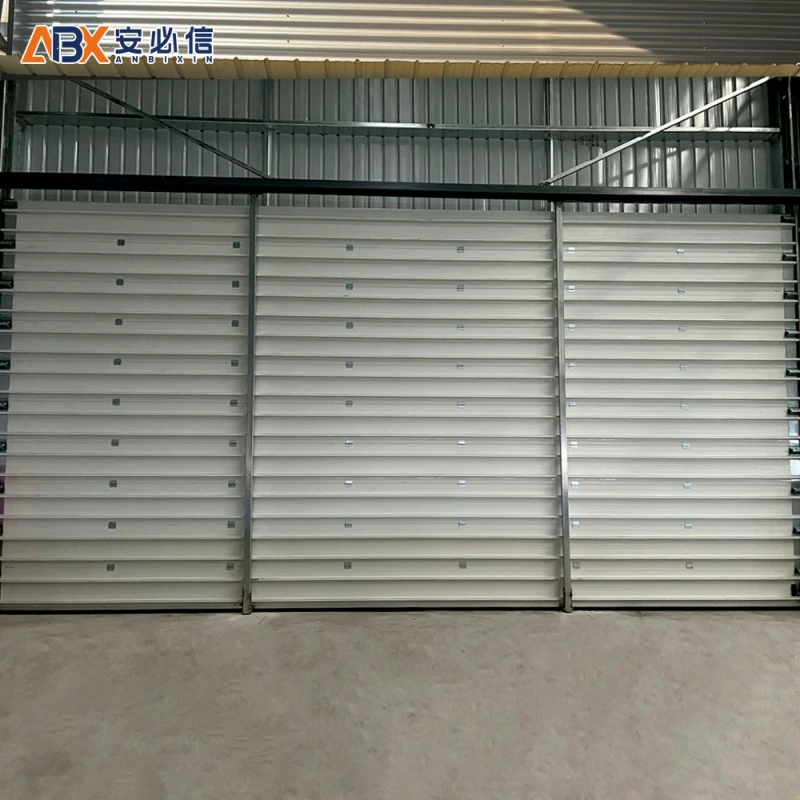 和田分段式滑升门
